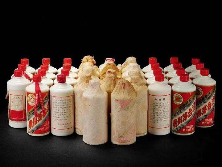 立山日照岚山回收酒价格哪里回收(附近上门回收茅台酒）?